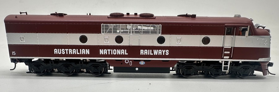 TRAINORAMA HO GM 15 AUSTRALIAN NATIONAL RAILWAYS